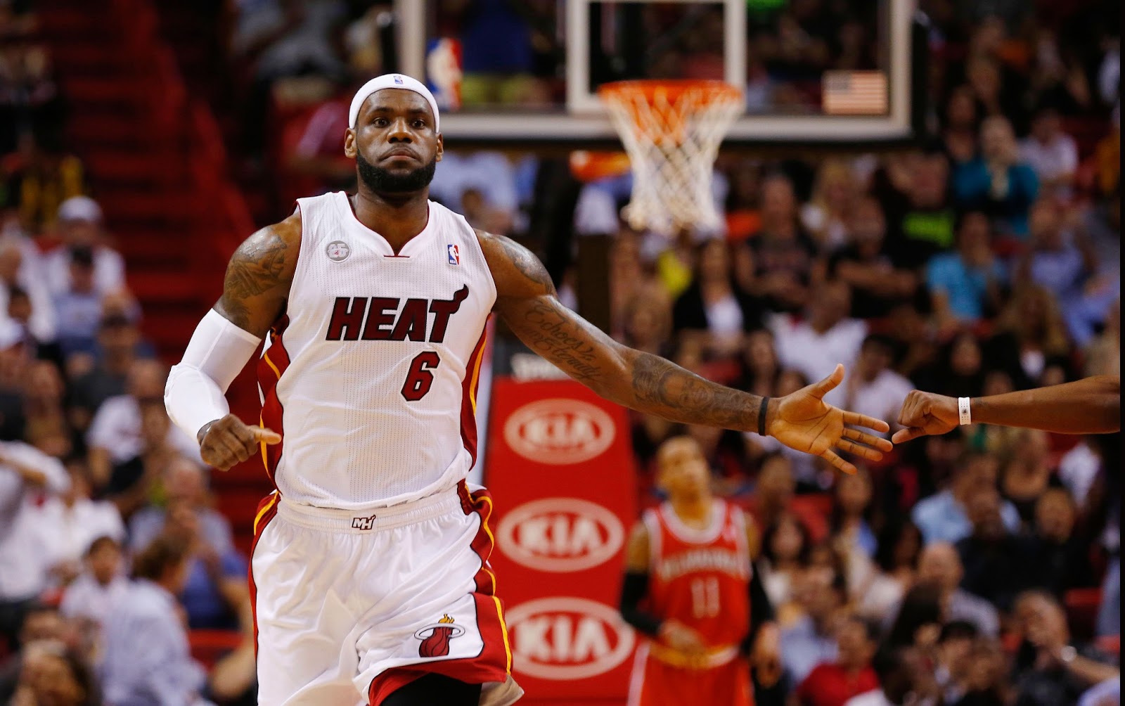 Sports Blog Philippines: LeBron gets his 2nd straight ring