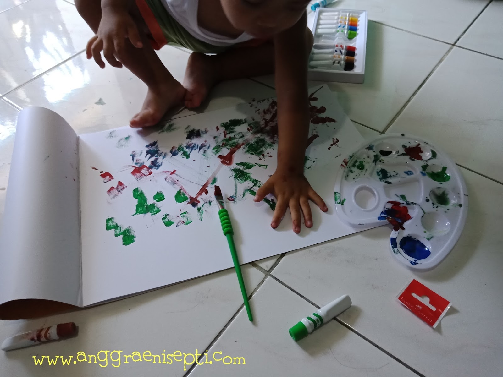 Manfaat Melukis untuk Anak Usia Dini | Anggraeni Septi
