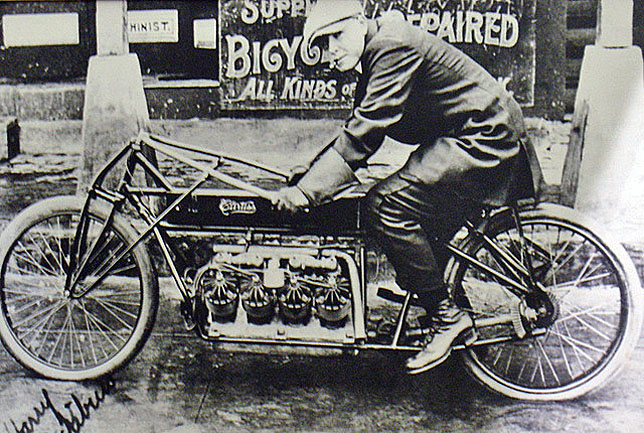 World's Fastest Motorcycle in 1907