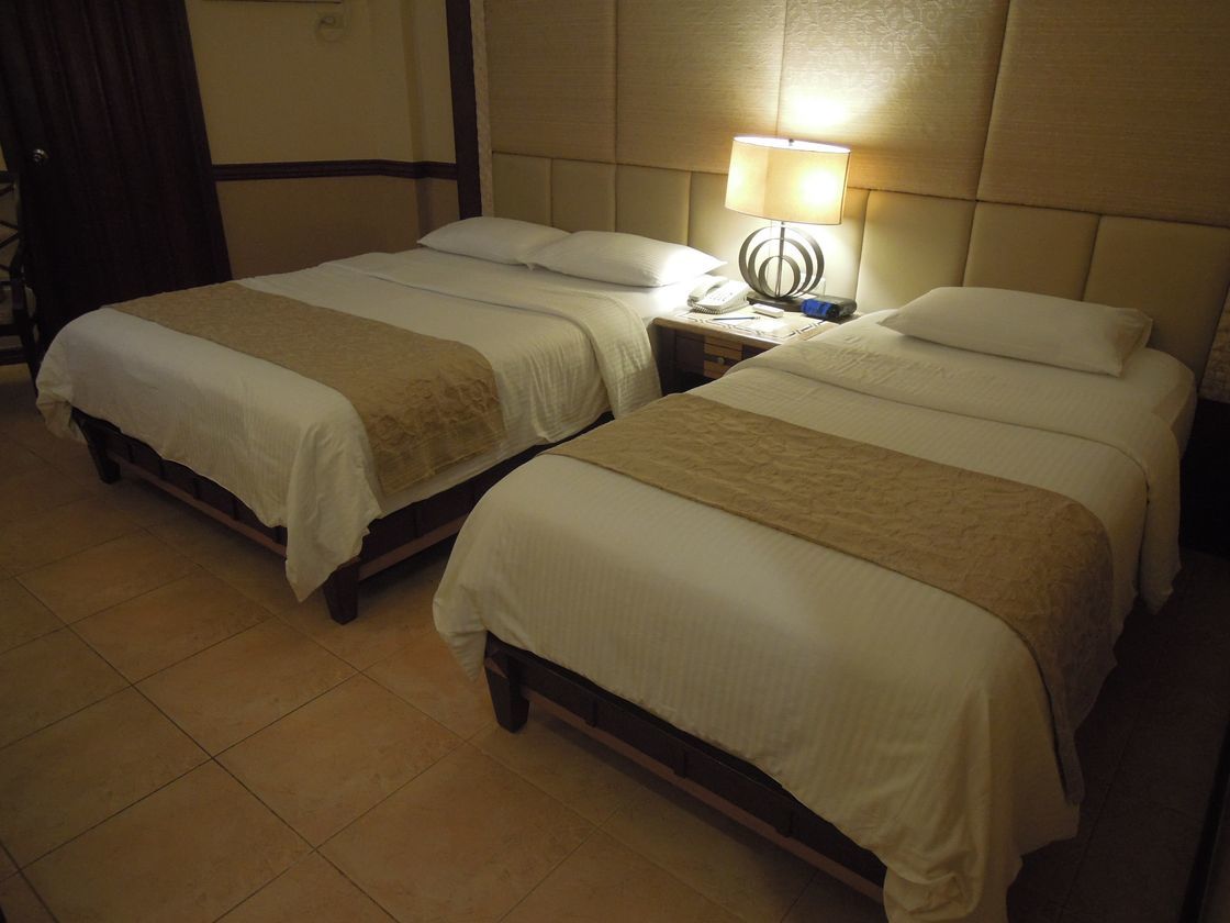 Boracay Regency Hotel (Henann Regency Resort and Spa) deluxe room beds