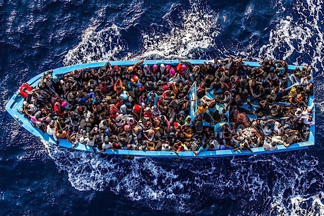 African-migrants-boat-to-Europe.jpg