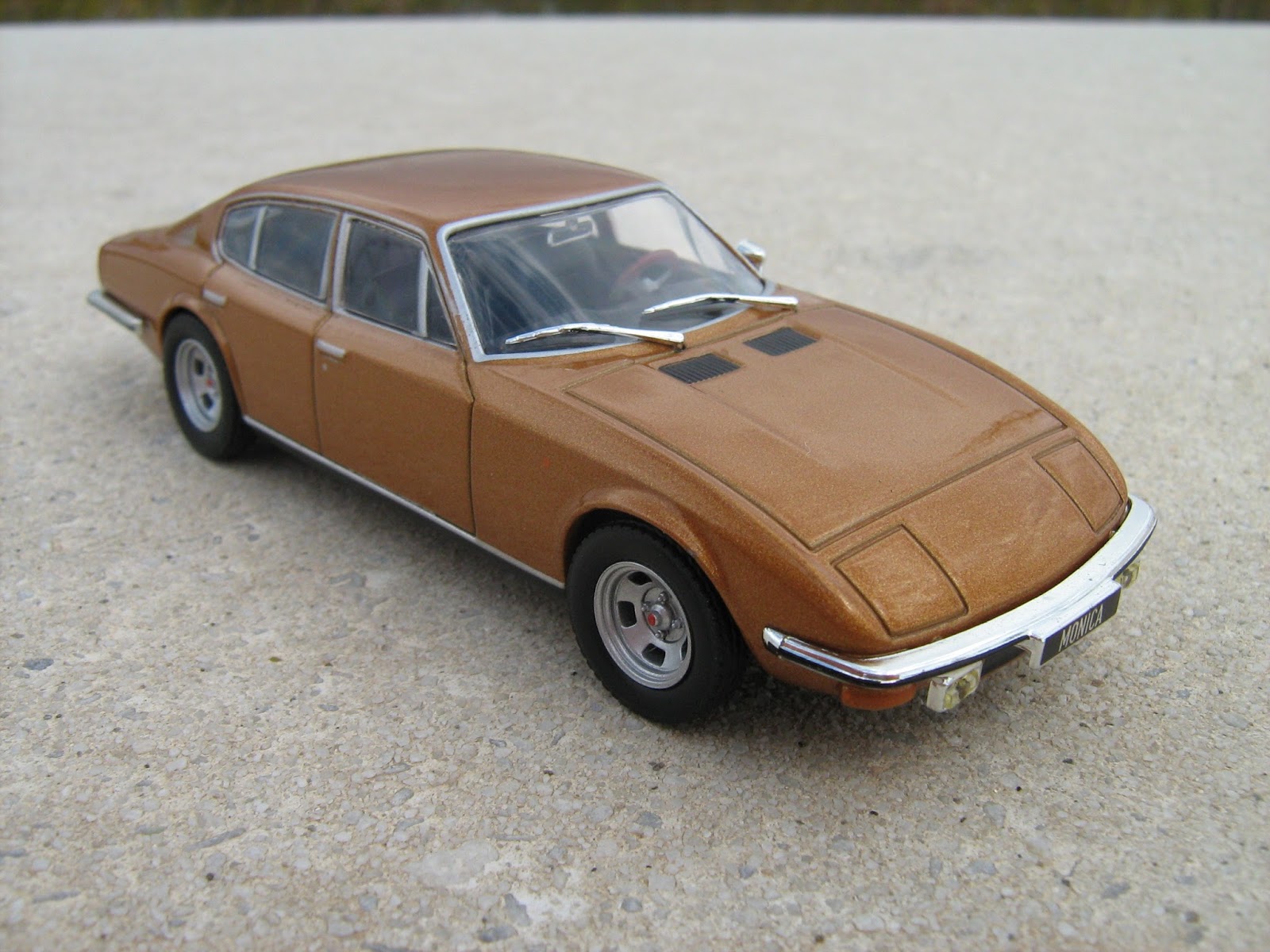 Modèle Réduix Monica 560 V8 1974 – échelle 1/43 Par IXO, Boîte C11