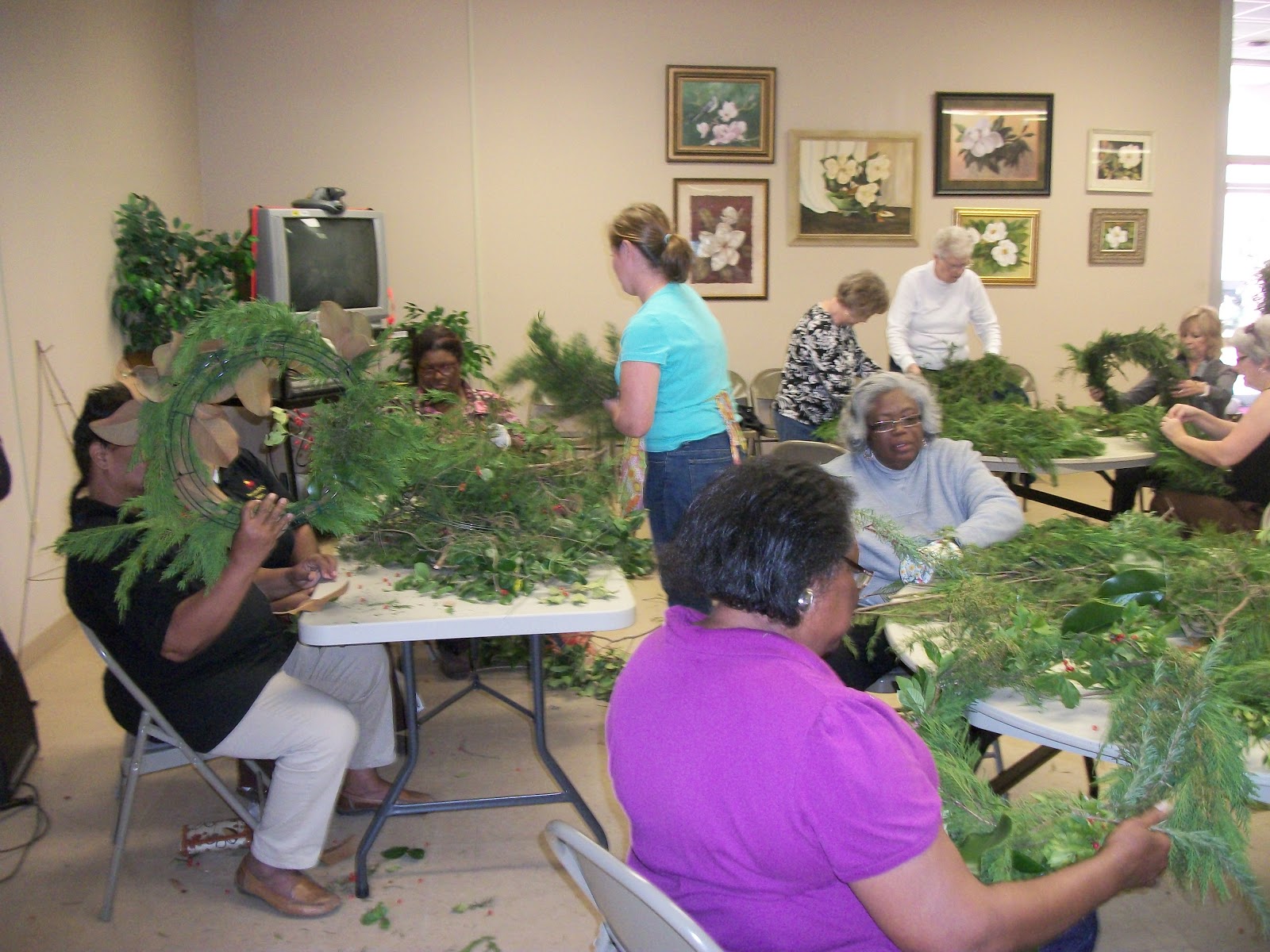 Scott County Master Gardener's ANNUAL FRESH WREATH MAKING CLASS