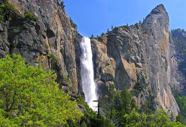 Cachoeira Bridalveil - Yosemite - Califórnia