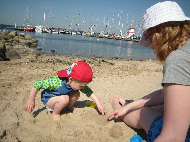 Kiel Insights Trip To Travemunde Kite Festival Happiness Is The