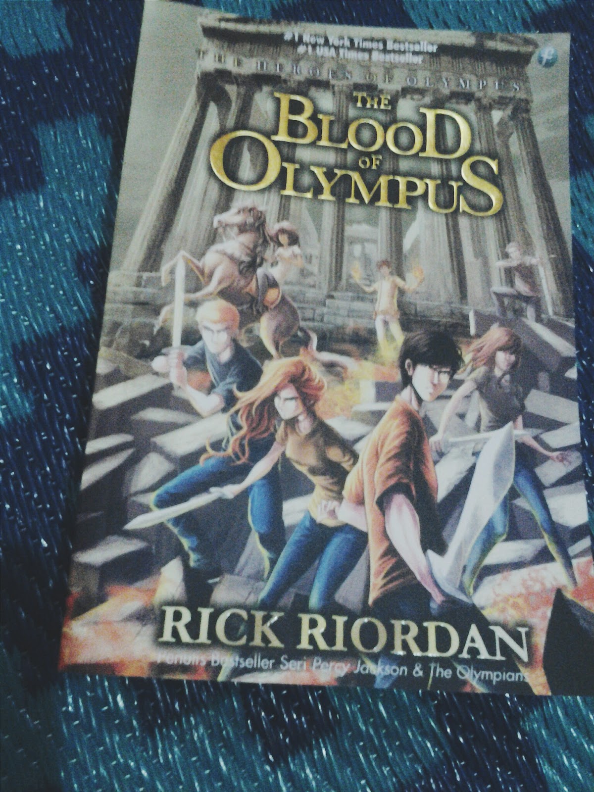 A BOOK IS A GIFT: Riordan, Rick. THE BLOOD OF OLYMPUS (Heroes of ...