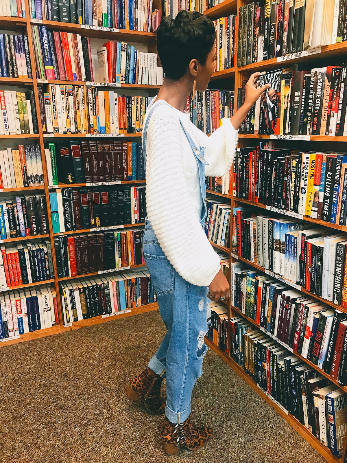 Quick OOTD: What I Wore To Go Bookstore Shopping This Weekend! Quick OOTD: What I Wore To Go Bookstore Shopping This Weekend!