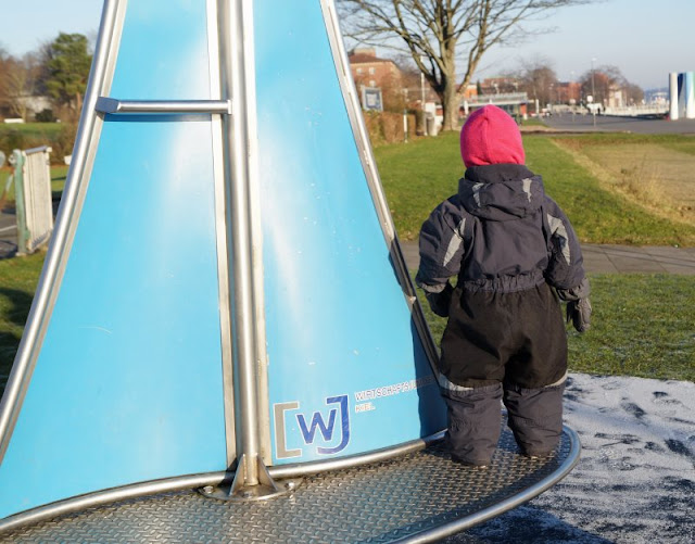 Kiellinie Kieler Förde Spielplatz Spielschiff