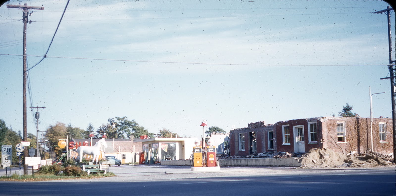 Stagecoach Days White Horse Tavern was a Famous Landmark