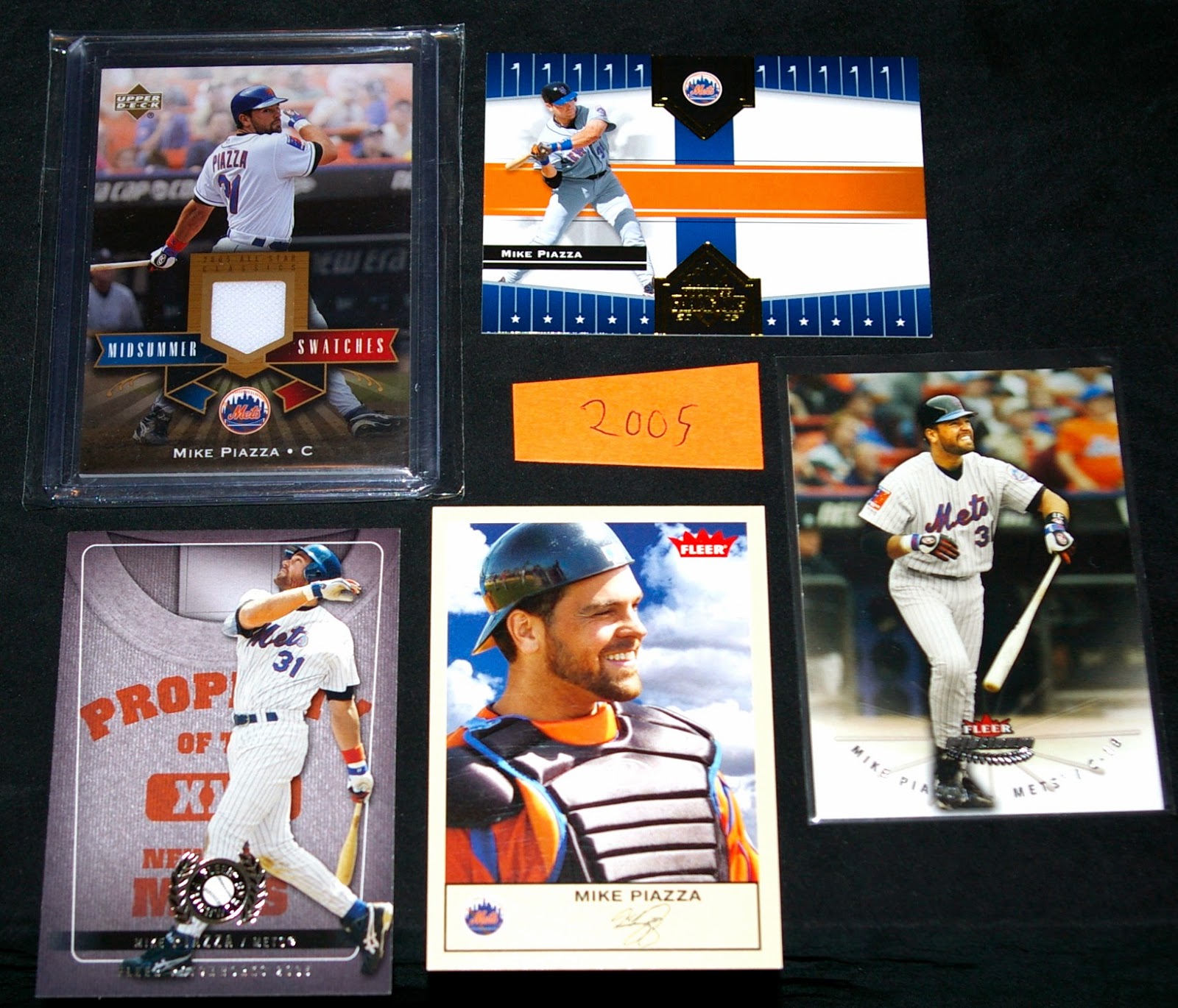 Mike Piazza / 25 Different Baseball Cards featuring Mike Piazza!! New  Member of the Baseball Hall of Fame!