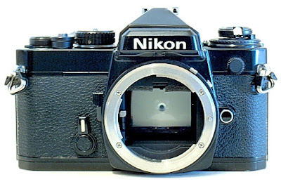 Nikon FE, Front