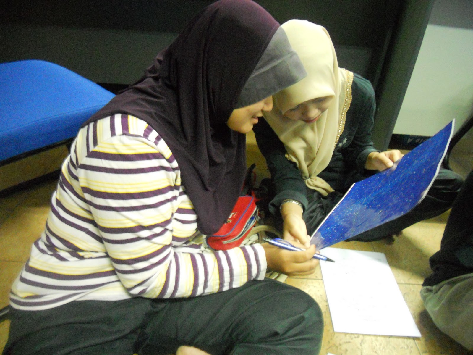 Red Butterfly FIZIKAHLI FALAK