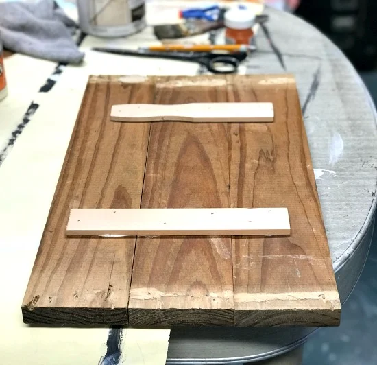 Making a pallet pumpkin sign