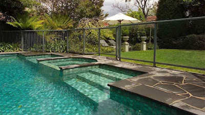  Glass Pool Fencing