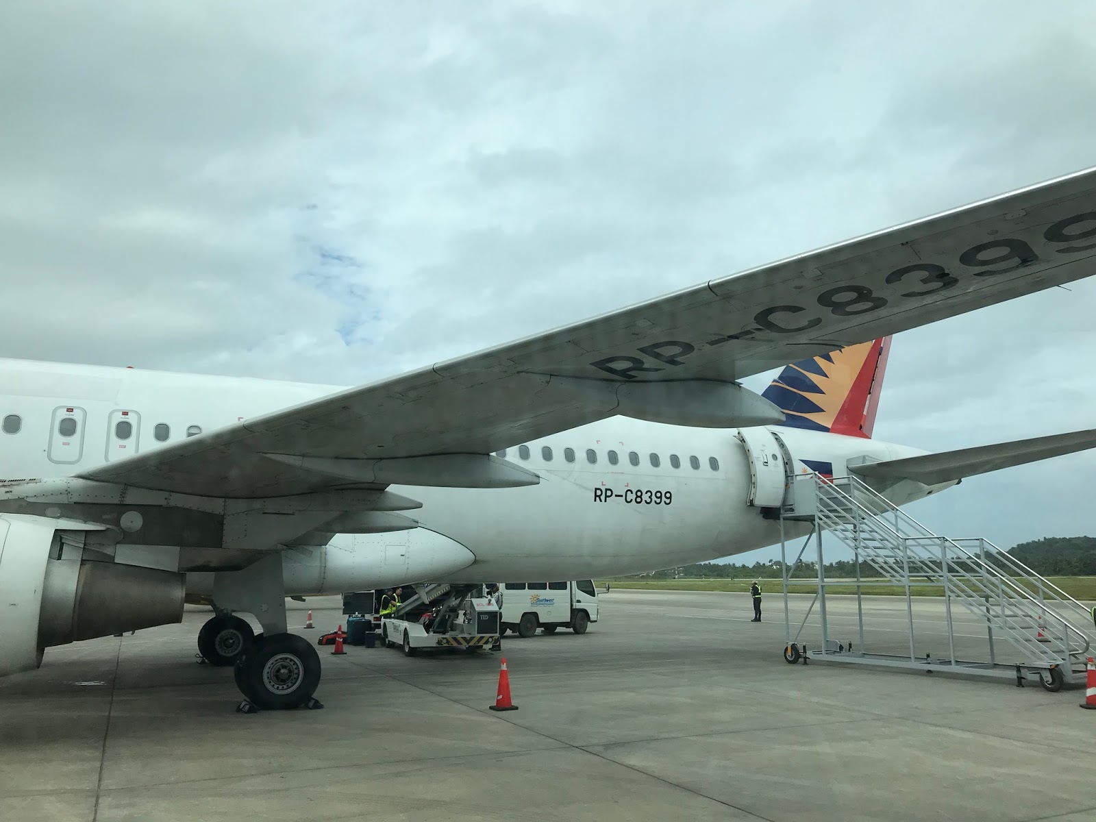 Philippine Airlines/PAL Express Flight Review Manila to Caticlan (A320