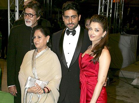 http://2.bp.blogspot.com/-GgNcs3WYB9c/Tas3PUebomI/AAAAAAAAAMc/Pnk-tKoJ0Z0/s1600/aishwarya-rai-bachchan-8.jpg