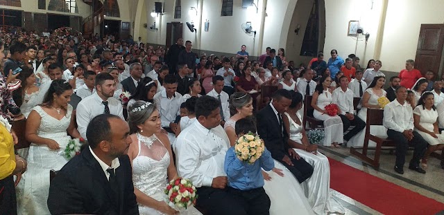 Celebração marca matrimônio de 20 no município de Ourém