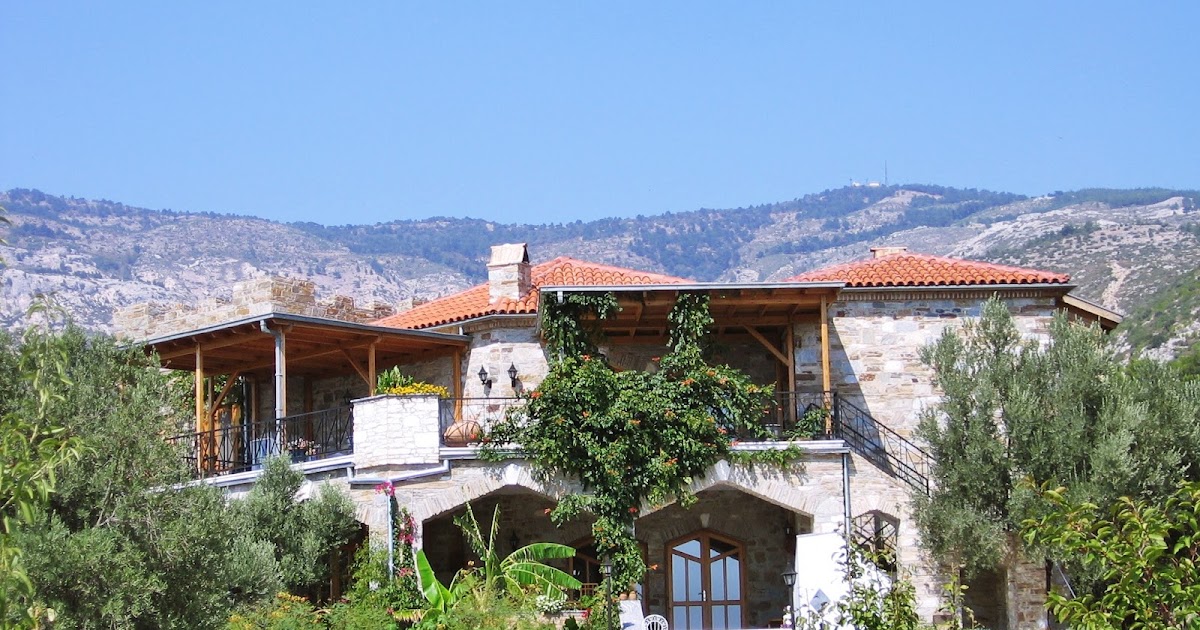 Didim Altınkum Aydın, Söke, Tuzburgazı� nda Satılık Çiftlik Taş Ev