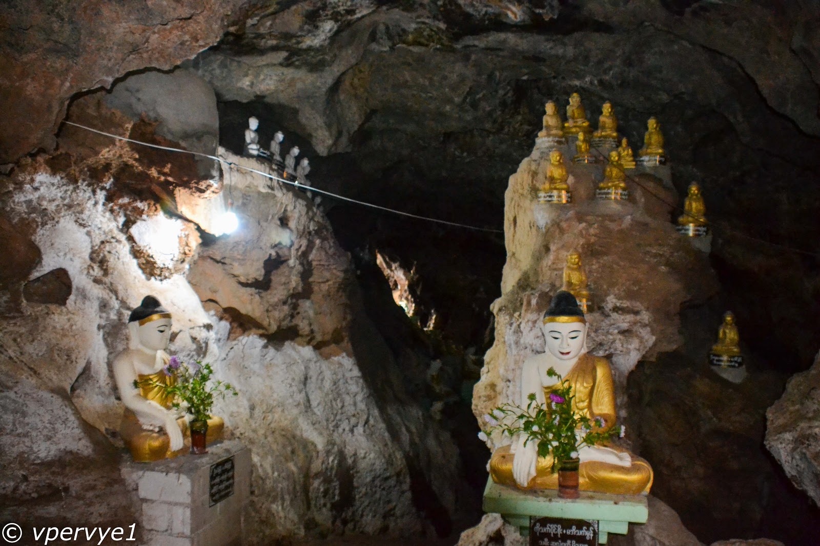 Если на минутку оставить туристку одну в буддийском монастыре, Если на минутку оставить туристку одну в буддийском монастыре,