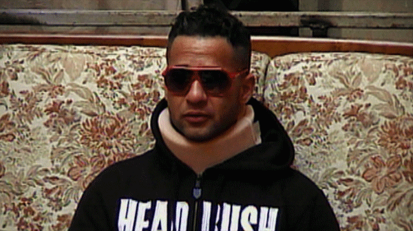 the-situation-crying-jersey-shore.gif