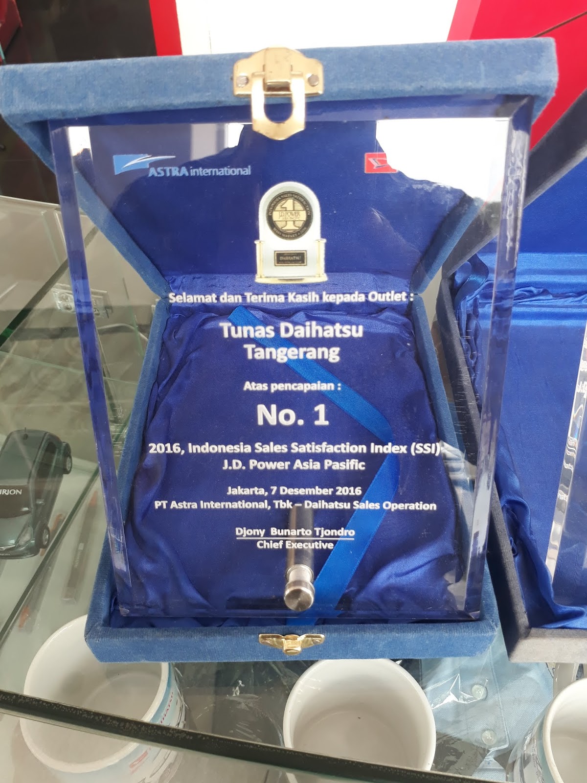 Tentang Kami Tunas Daihatsu Tangerang