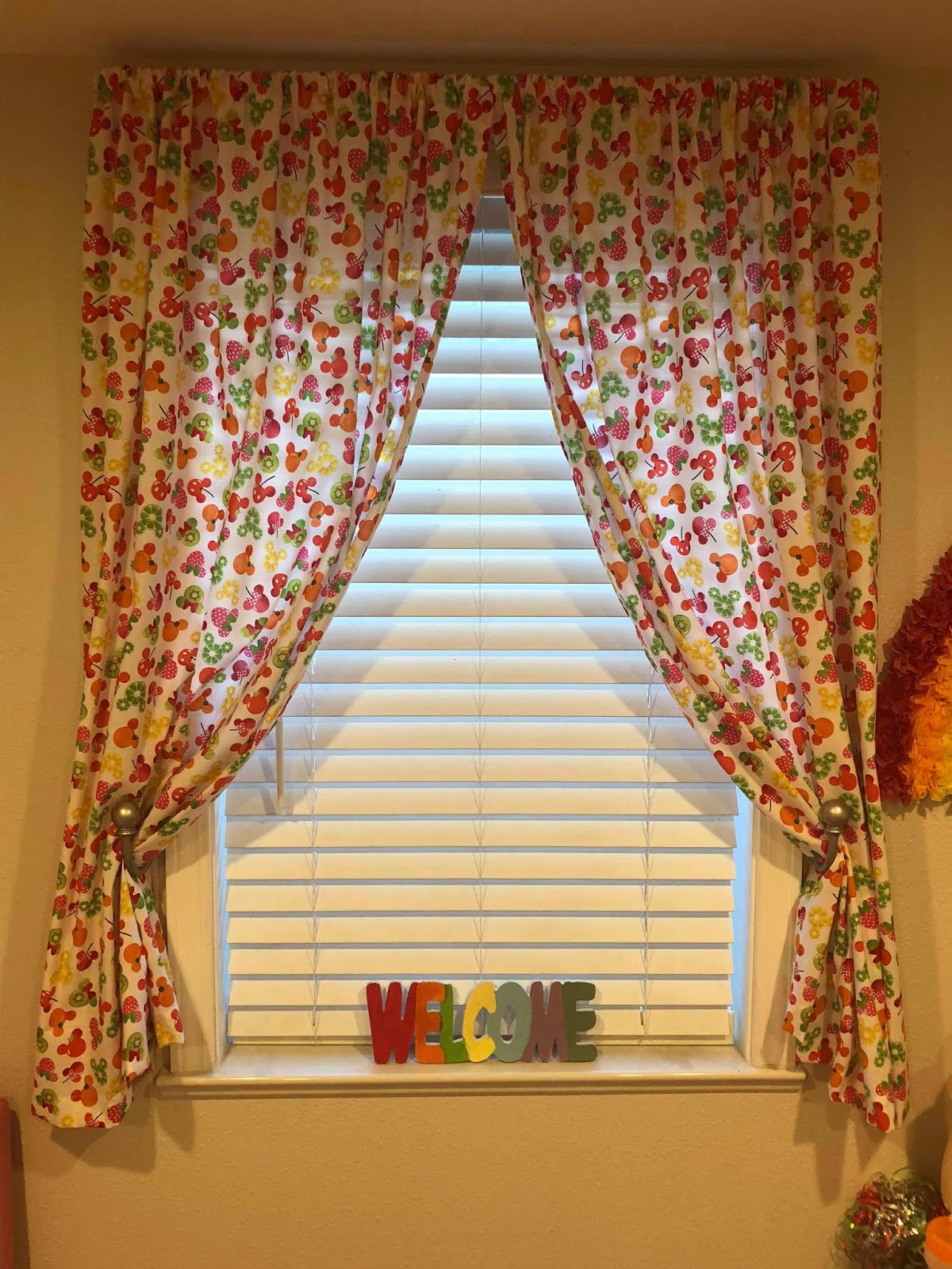 Create Kids Couture How to Sew a Valance or Curtain