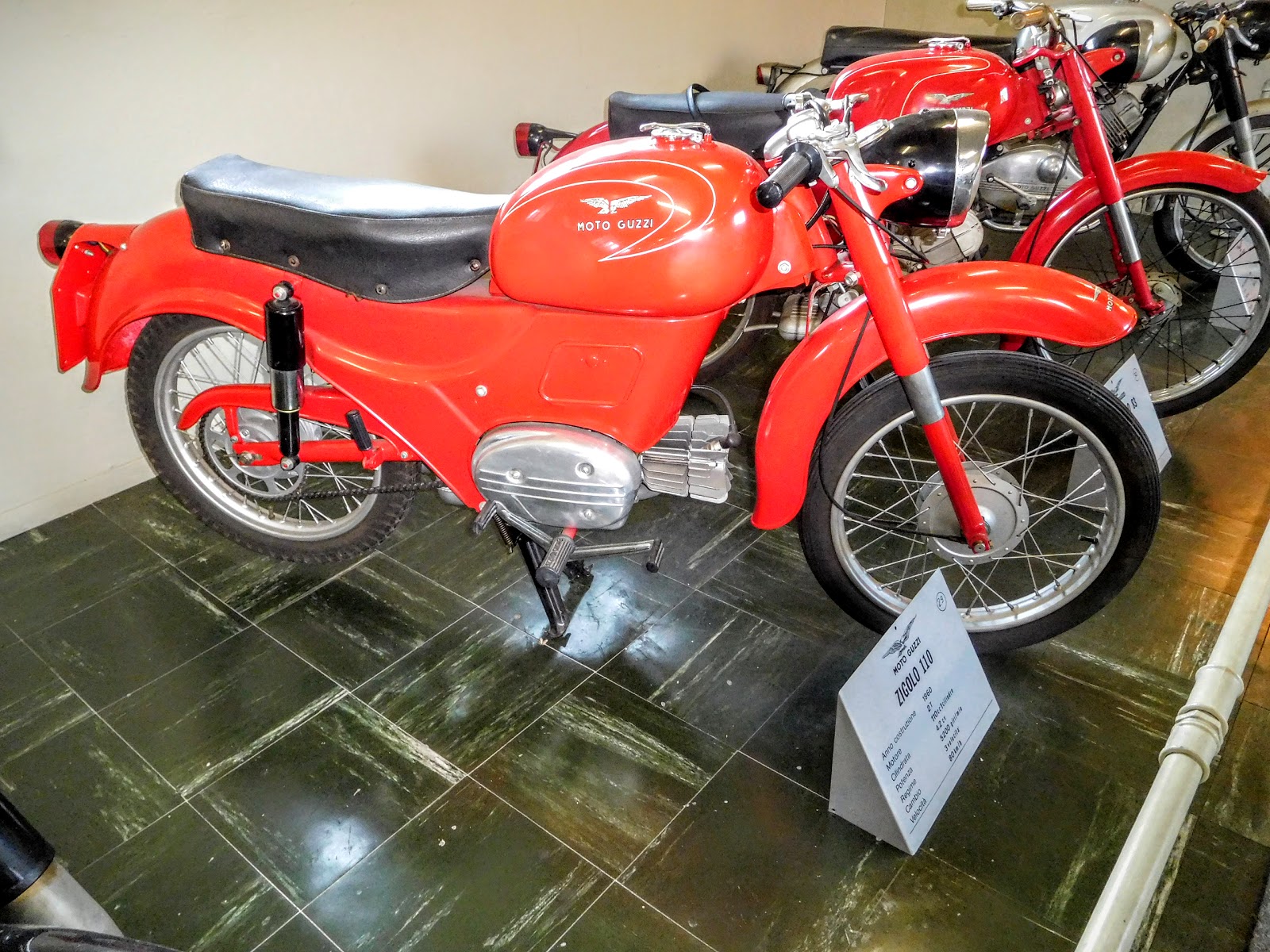 Tigho NYDucati: 1960 Moto Guzzi Zigolo 110