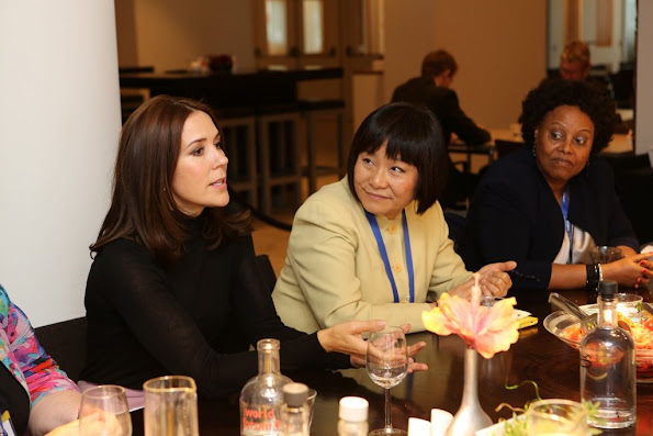 Crown Princess Mary also visits the women's shelter and crisis centre of the Rosa Manus in Leiden