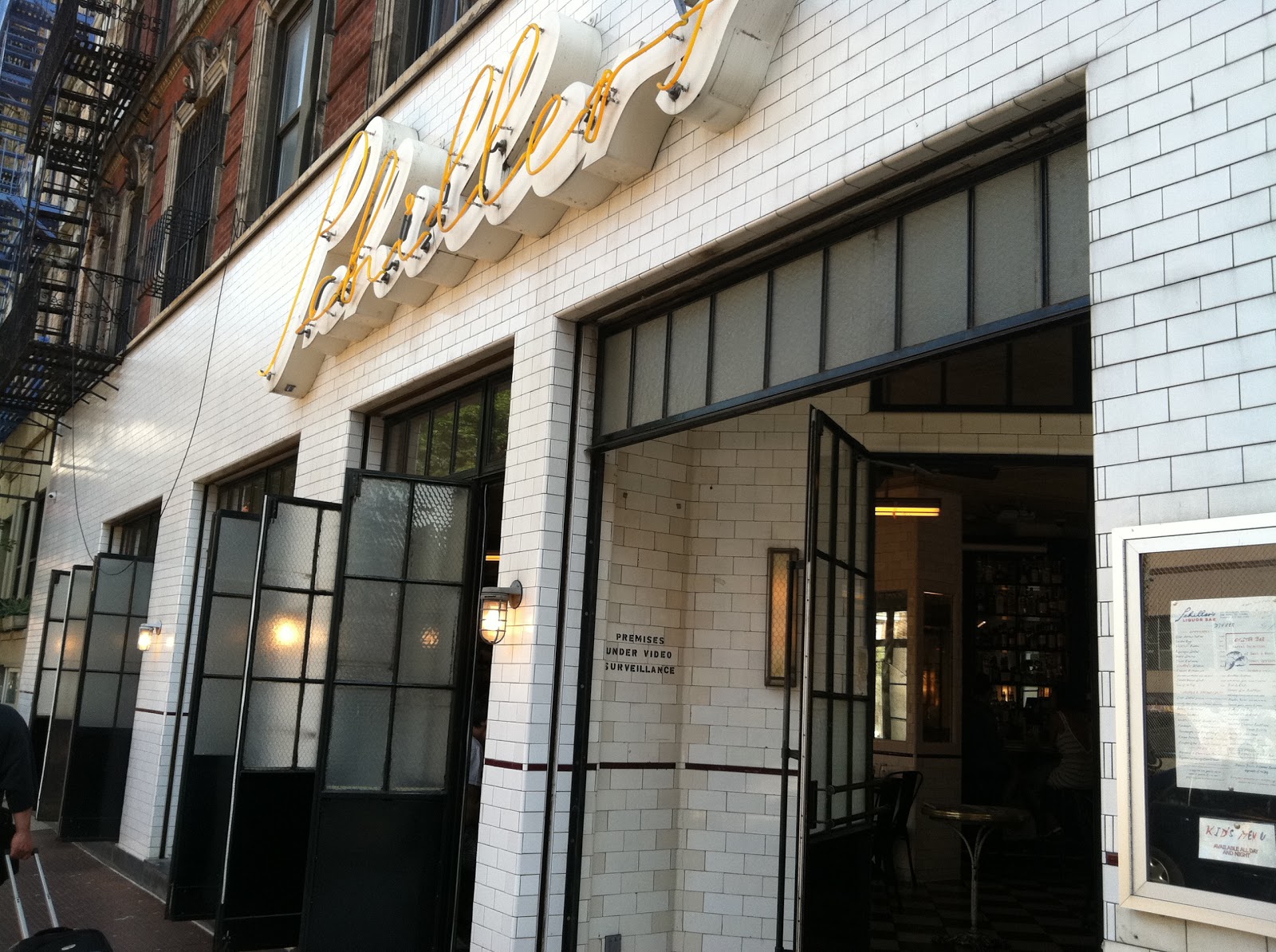 Mes Yeux Ouverts (my open eyes): Schiller's