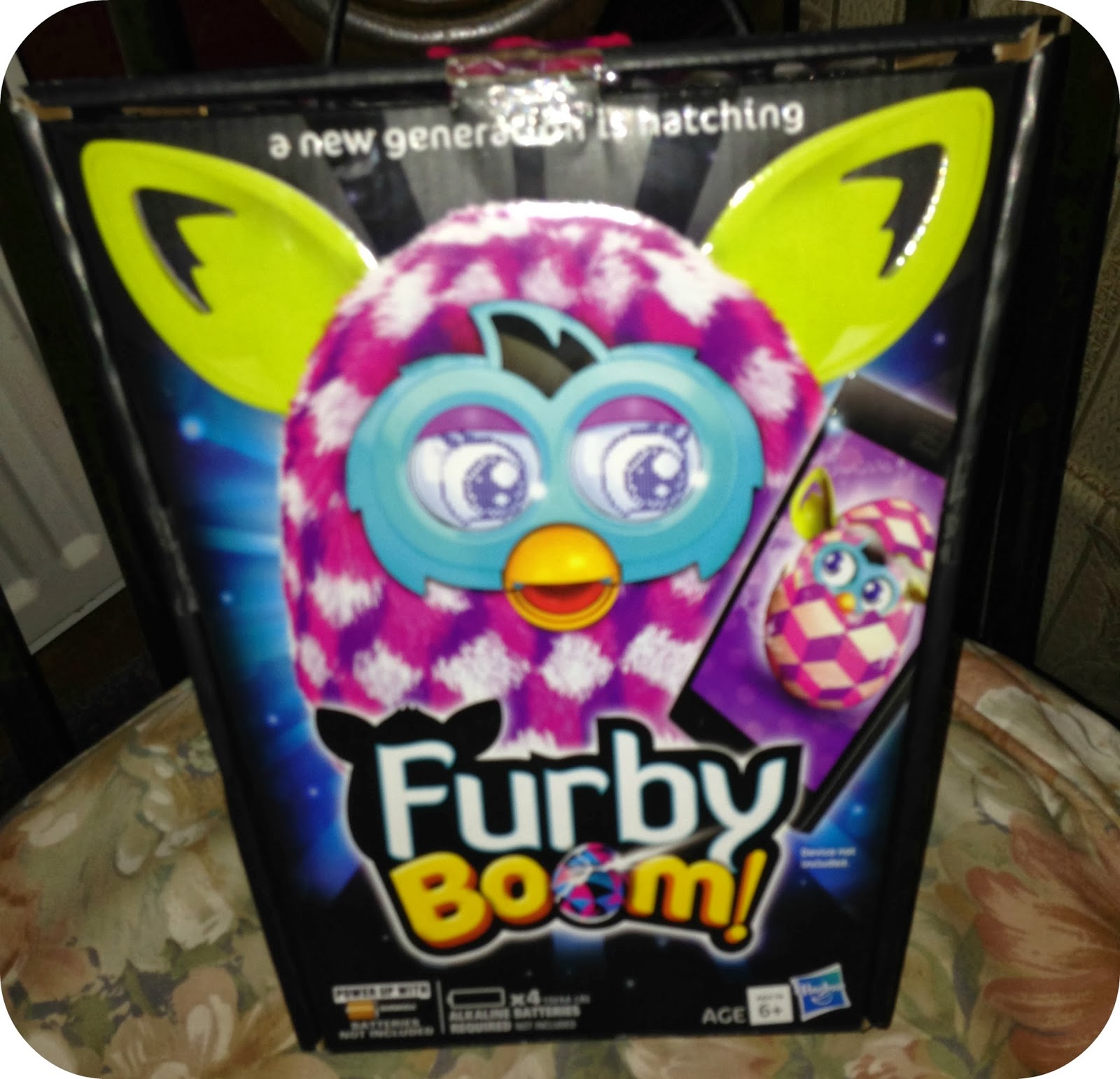 Life Unexpected: The Furby Boom Review - A Christmas 2013 Dream Toy
