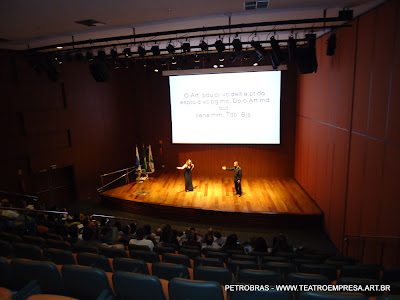 Teatro corporativo na Petrobras