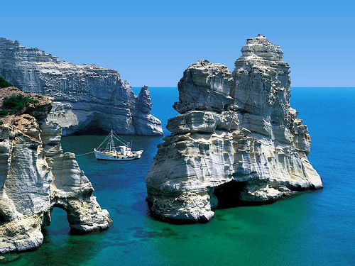 Top 11 Resorts Around the World - Greece