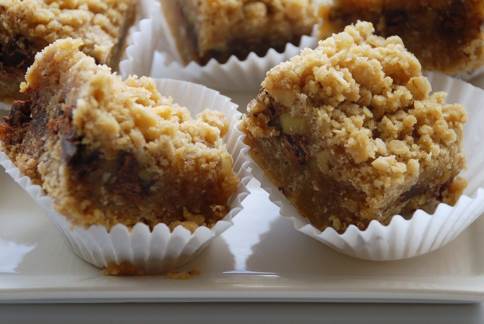 Everyday Insanity... Oatmeal Carmelitas