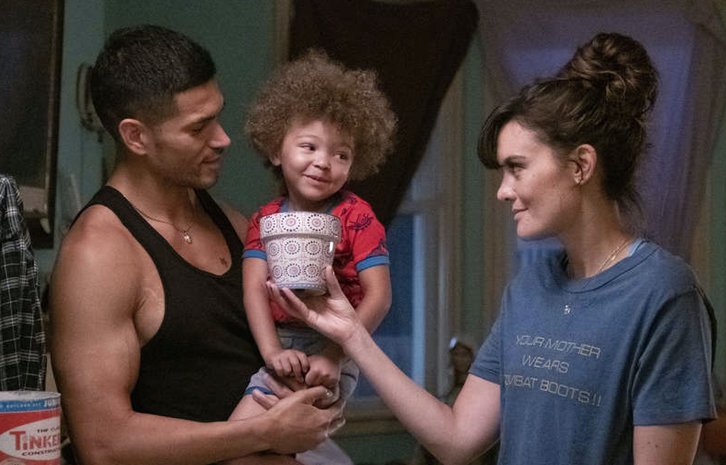 SMILF - Episode 2.10 - Single Mom is Looking (for) Family (Series Finale) - Promo, Sneak Peek, Promotional Photos + Synopsis