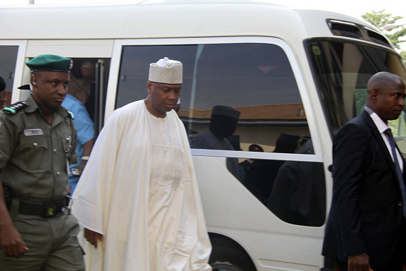 saraki smiling corruption trial