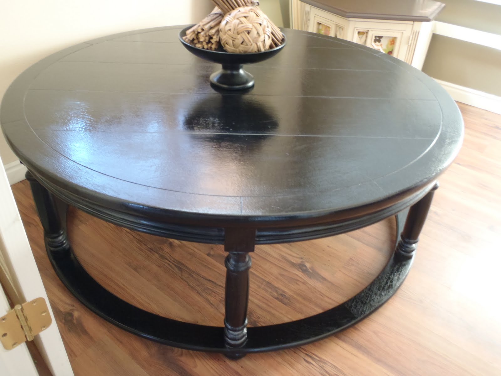 Lost N' Found Furniture Elegant Coffee Table