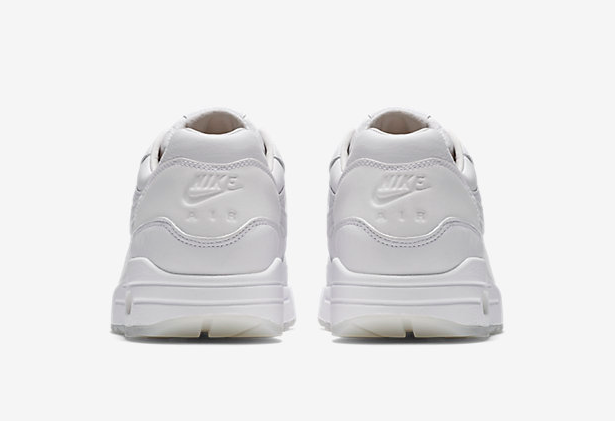 nikelab air max 1 deluxe