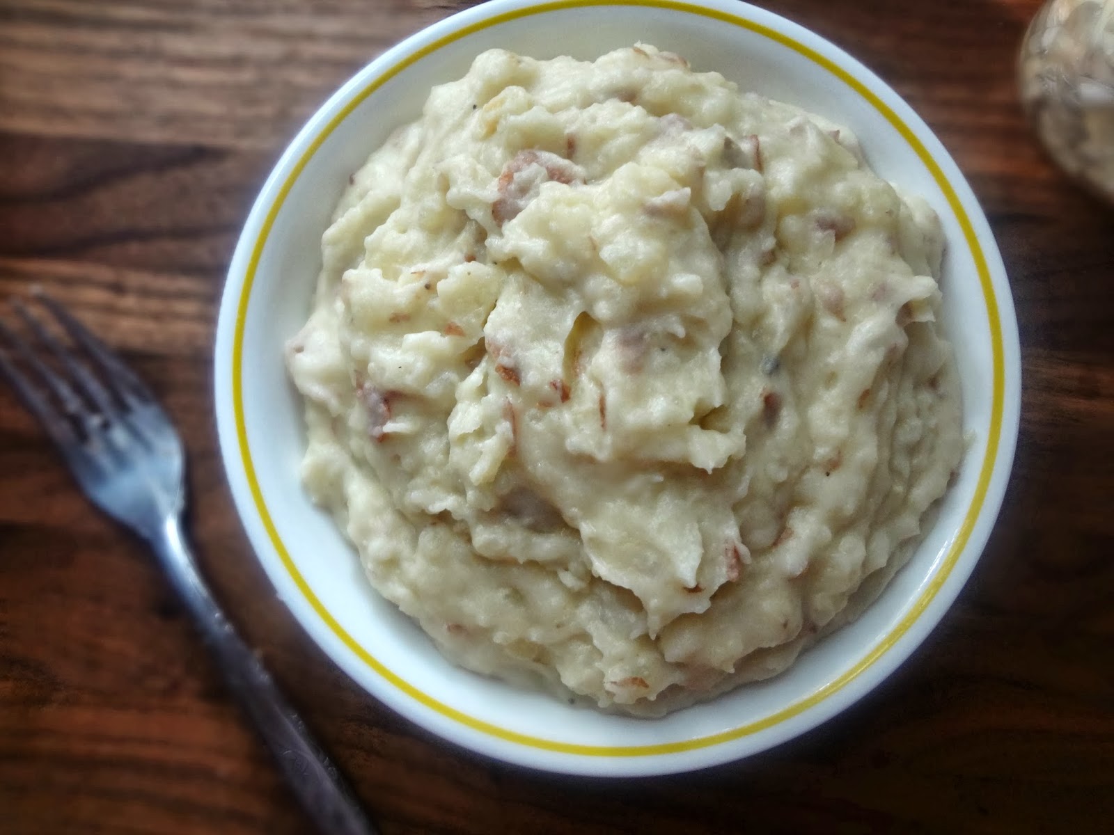 The Cooking Actress Crock Pot Roasted Garlic Mashed Potatoes