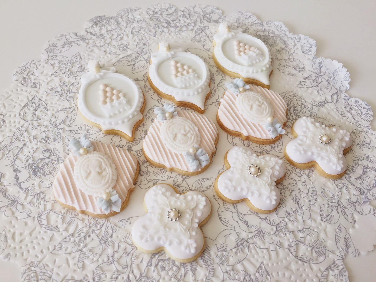 C.bonbon CAMEO cookies