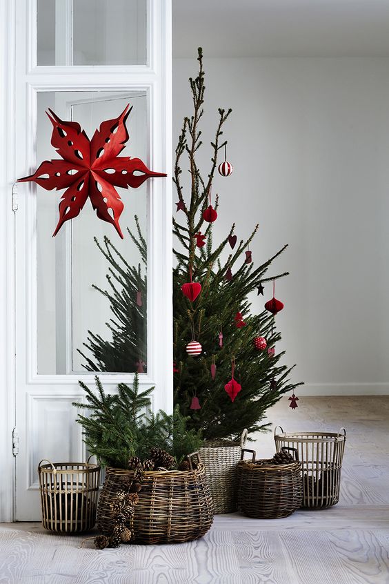 31 Ideas How To Cover A Christmas Tree Base Do it yourself ideas and