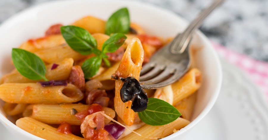 Penne with salami-mozzarella-sugo - Cooking with Diana