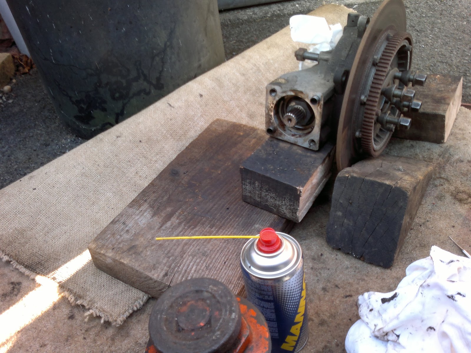 Bike stuff How to do a "shaft spline lube" on a monolever K100/K75