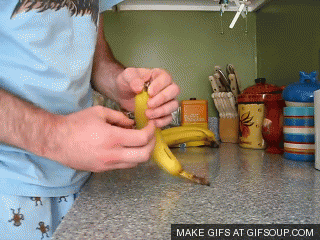 cara mengupas pisang