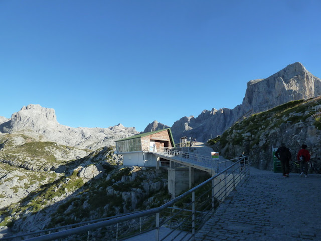 PEÑA VIEJA, 2.617m (Un titán de Picos de Europa) P1200691%2B%2528FILEminimizer%2529