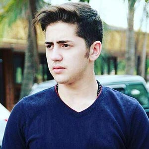 Biodata Cemal Faruk Profil Pacar Foto Terbaru Dan Agamanya Lengkap Biodata Profil Artis