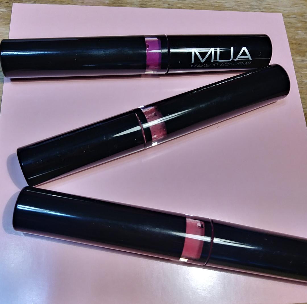 Devastatingly Beautiful Life Juicy Lips from Stains