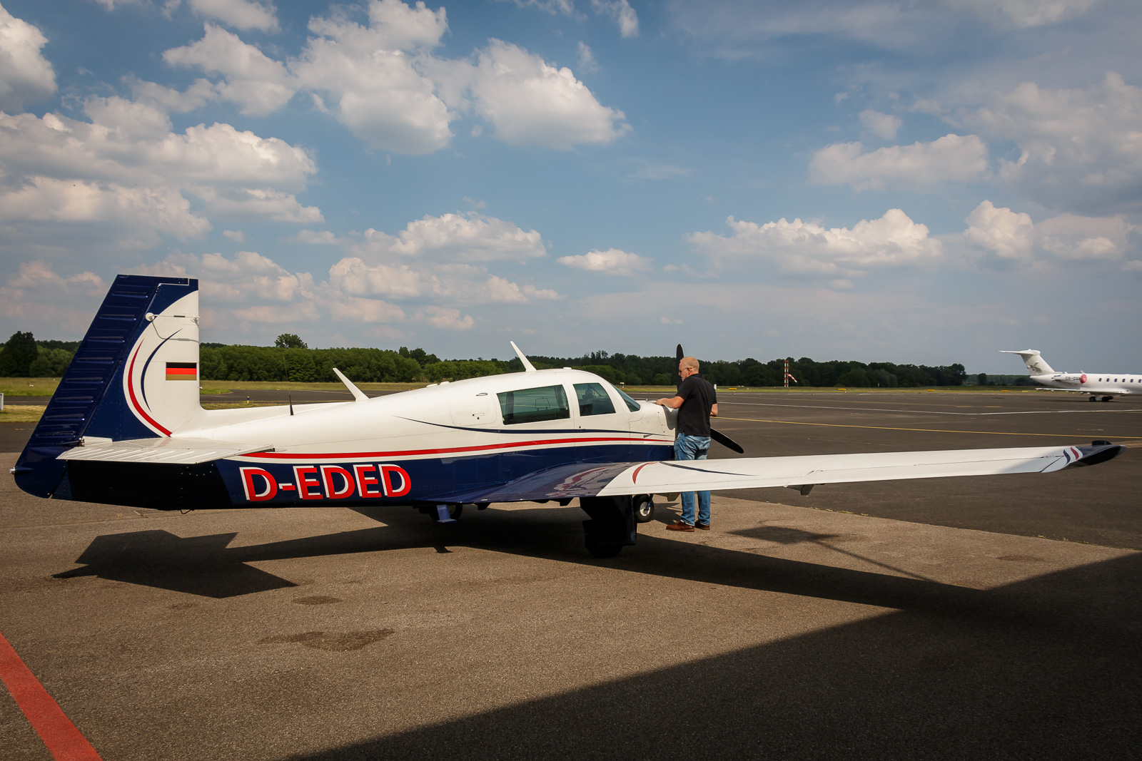 A mile of runway will take you anywhere.: A little Deutschland flying ...