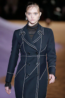 gemma ward walks for prada 2014 come back gemma ward walks for prada 2014 come back