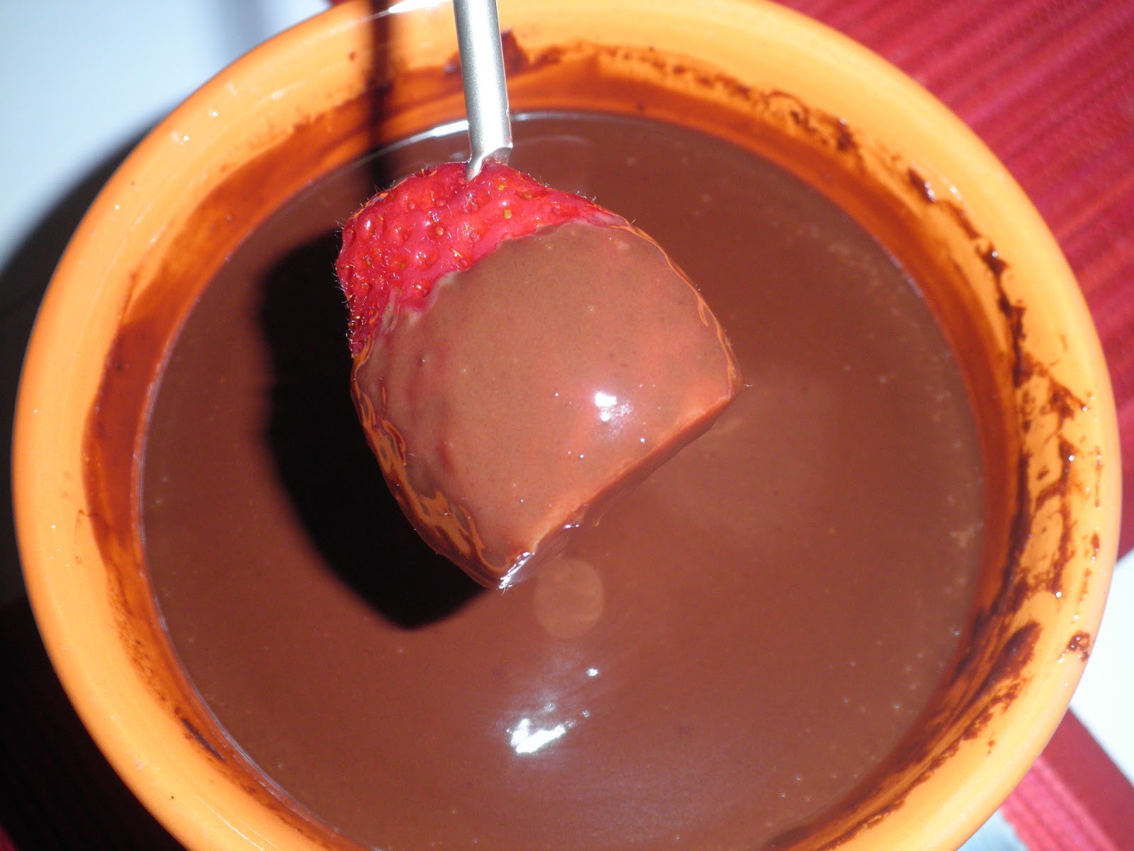 Templo dos Sabores Morangos em Fondue de Chocolate