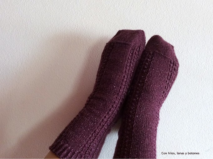 Con hilos, lanas y botones: Celebration Socks (Winters Weather Knits)